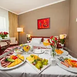 Premier 4* Krasków